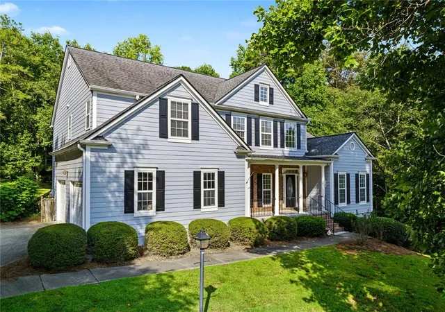 Photo 2 of Single family home for sale at 1702 Imperial Ct, Hoschton, GA 30548 | MLS# 7833573 | Listing updated on 2026-09-11