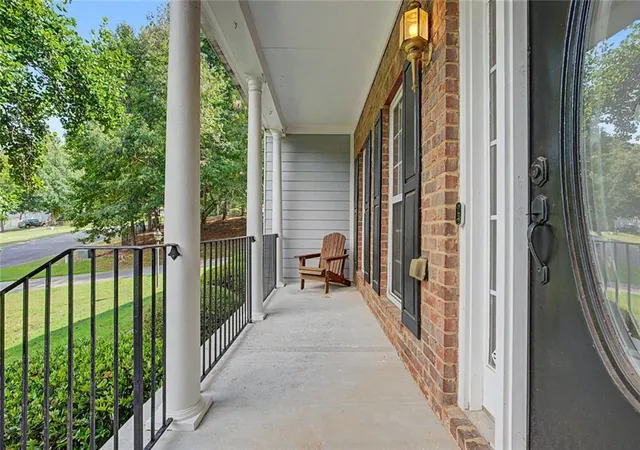 Photo 3 of Single family home for sale at 1702 Imperial Ct, Hoschton, GA 30548 | MLS# 7833573 | Listing updated on 2026-09-11