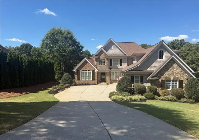 Photo 2 of Single family home for sale at 6065 Boulder Blf Dr, Cumming, GA 30040 | MLS# 7835549 | Listing updated on 2026-10-11