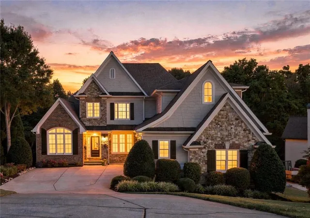 Photo 3 of Single family home for sale at 6065 Boulder Blf Dr, Cumming, GA 30040 | MLS# 7835549 | Listing updated on 2026-10-11