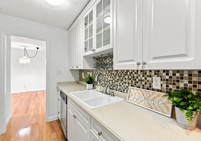 Photo 2 of Condo for sale at 395 Pharr Rd Ne #208, Atlanta, GA 30305 | MLS# 7824346 | Listing updated on 2026-09-11