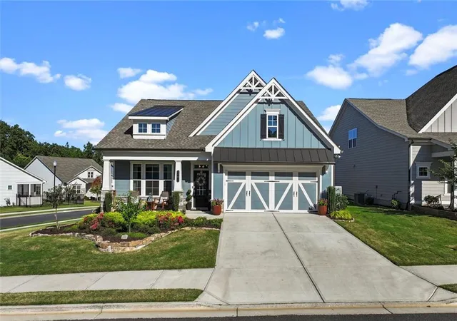 Photo 3 of Single family home for sale at 1453 Blfs Ridge Way, Canton, GA 30114 | MLS# 7838877 | Listing updated on 2026-10-03