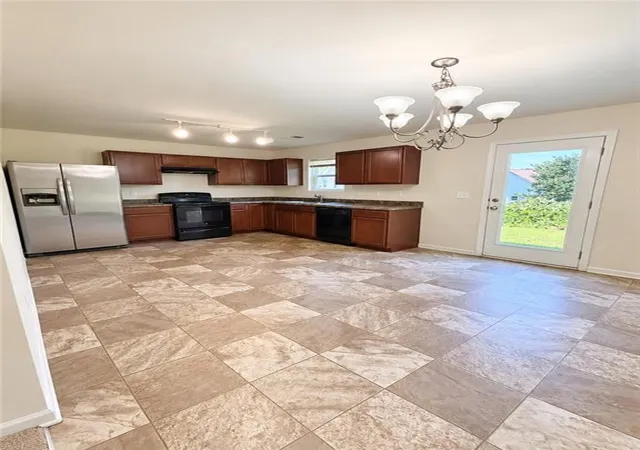 Photo 4 of Single family home for sale at 1141 Villa Clara Wy, Gainesville, GA 30504 | MLS# 7827968 | Listing updated on 2026-09-24
