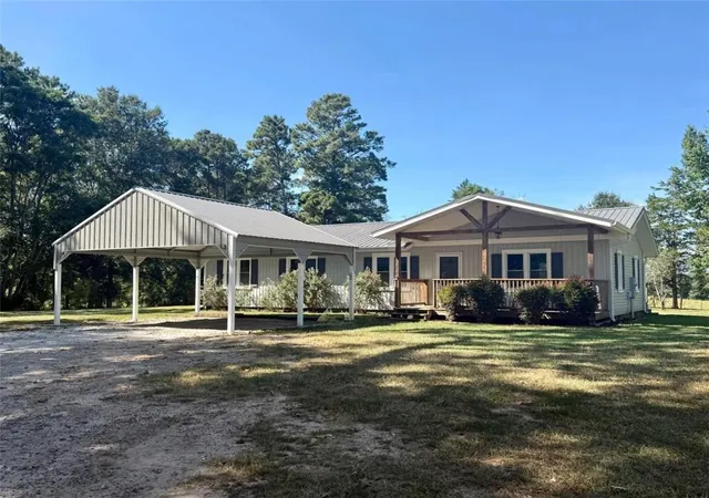 Photo 2 of Single family home for sale at 1345 Farmers High Rd, Carrollton, GA 30117 | MLS# 7835818 | Listing updated on 2026-09-11