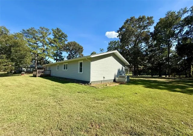 Photo 3 of Single family home for sale at 1345 Farmers High Rd, Carrollton, GA 30117 | MLS# 7835818 | Listing updated on 2026-09-11