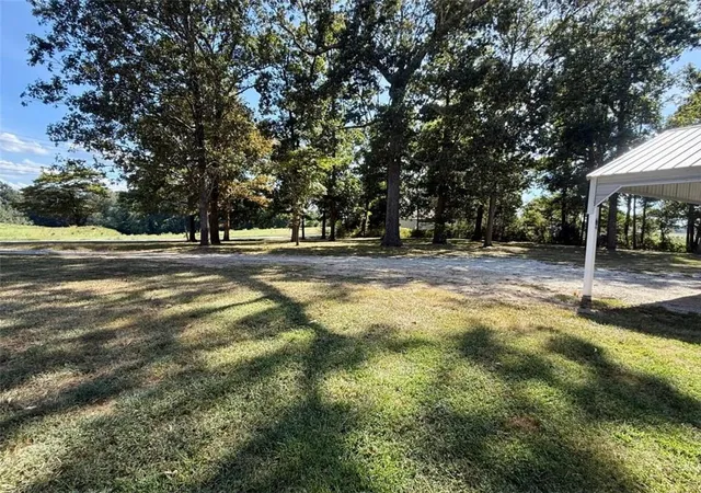 Photo 4 of Single family home for sale at 1345 Farmers High Rd, Carrollton, GA 30117 | MLS# 7835818 | Listing updated on 2026-09-11
