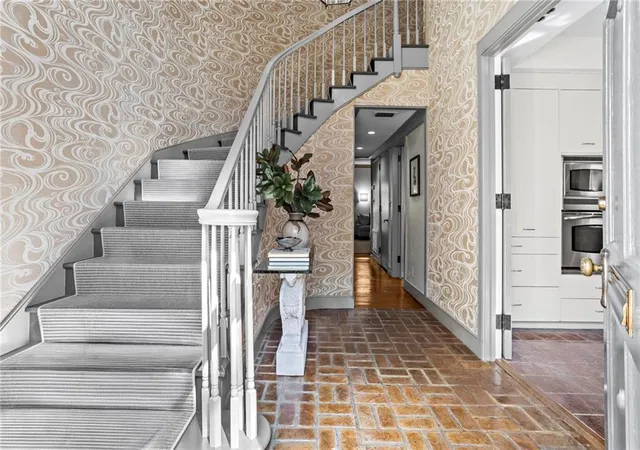 Photo 2 of Townhouse for sale at 3050 Margaret Mitchell Dr #40, Atlanta, GA 30327 | MLS# 7852903 | Listing updated on 2026-10-28