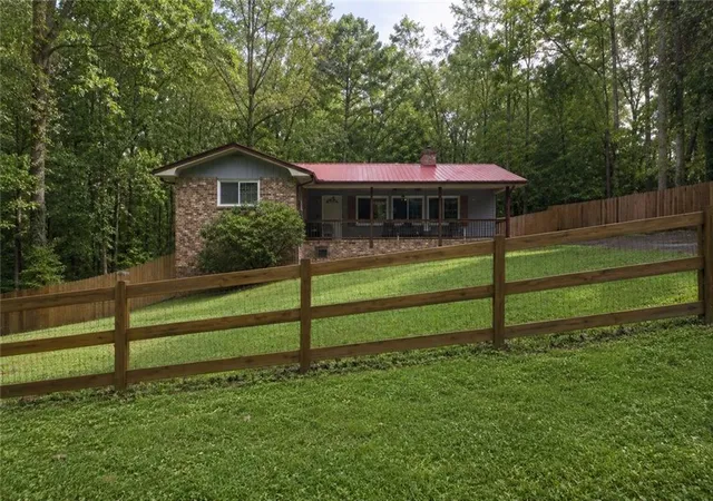 Photo 1 of Single family home for sale at 1552 Todd Ln Sw, Lilburn, GA 30047 | MLS# 7826532 | Listing updated on 2026-09-16