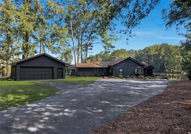 Photo 1 of Sale Pending at 3118 Jodeco Dr, Jonesboro, GA 30236 | MLS# 7842352 | Listing updated on 2026-10-29