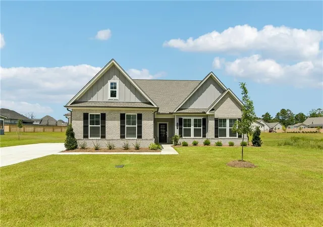 Photo 1 of Single family home for sale at 205 Flat Shl Dr, Bonaire, GA 31005 | MLS# 7840446 | Listing updated on 2026-09-25