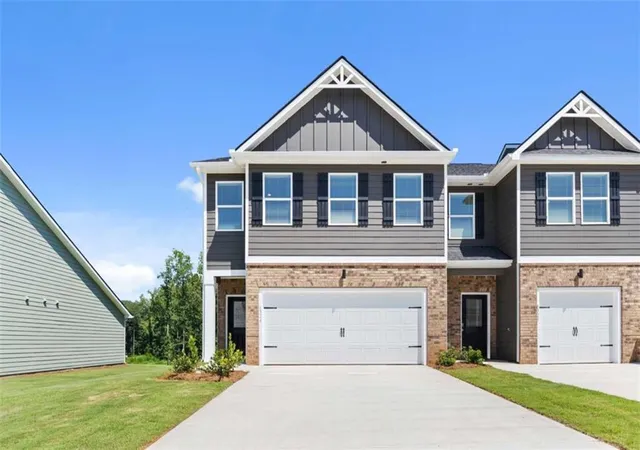 Photo 1 of Sale Pending at 8324 Columbia Ct, Palmetto, GA 30268 | MLS# 7839535 | Listing updated on 2026-10-04