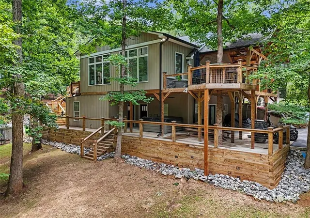 Photo 2 of Sale Pending at 301 Cross Crk Trl, Demorest, GA 30535 | MLS# 7839451 | Listing updated on 2026-10-06