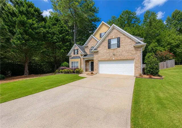 Photo 2 of Single family home for sale at 1098 Whisperwood Ln, Lawrenceville, GA 30043 | MLS# 7830026 | Listing updated on 2026-09-13