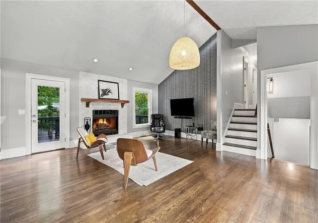 Photo 3 of Single family home for sale at 155 S Falcon Blf, Johns Creek, GA 30022 | MLS# 7836192 | Listing updated on 2026-09-12