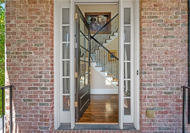 Photo 3 of Single family home for sale at 3536 Preserve Dr, Atlanta, GA 30339 | MLS# 7828502 | Listing updated on 2026-09-04