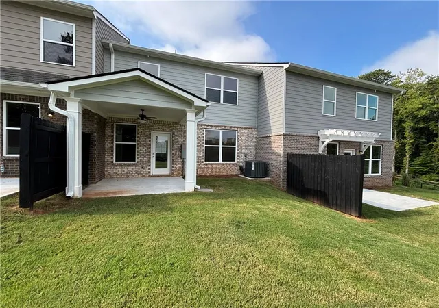 Photo 2 of Townhouse for sale at 3552 Birdstone Dr #LOT 23, Decatur, GA 30032 | MLS# 7820062 | Listing updated on 2026-09-07