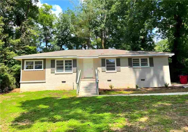 Single family home for sale at 1957 Knightsbridge Rd, Macon, GA 31211 | MLS# 7835938