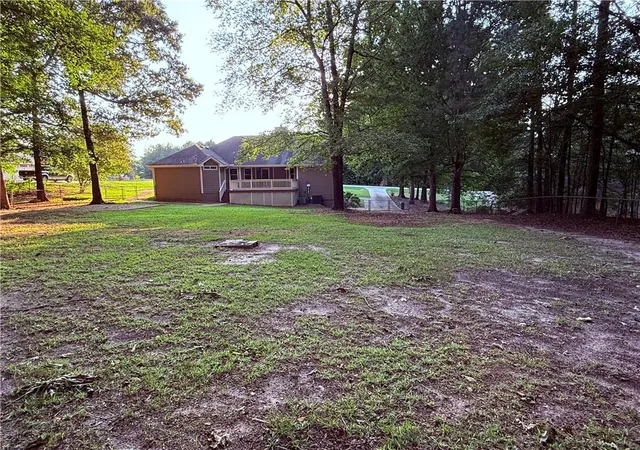 Photo 4 of Single family home for sale at 330 Fox Meadow Dr, Covington, GA 30016 | MLS# 7833516 | Listing updated on 2026-09-06