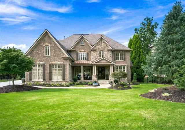 Photo 1 of Single family home for sale at 1815 Turnberry Ave, Suwanee, GA 30024 | MLS# 7835441 | Listing updated on 2026-09-11