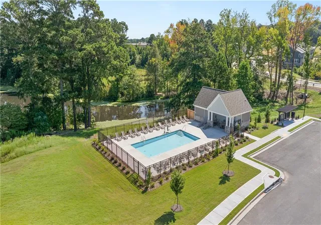 Photo 3 of Townhouse for sale at 79 Shoal Ct #44, Winder, GA 30680 | MLS# 7831819 | Listing updated on 2026-10-08