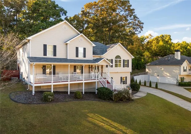 Photo 2 of Single family home for sale at 250 Sable Tr Dr, Acworth, GA 30102 | MLS# 7855965 | Listing updated on 2026-10-27