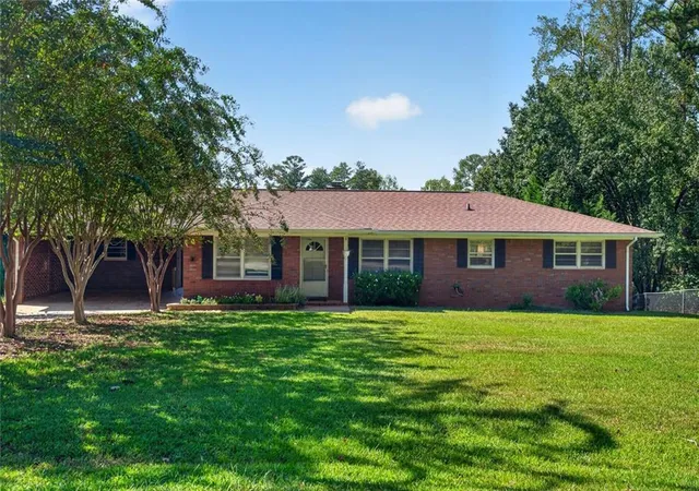 Photo 3 of Single family home for sale at 3813 Todd Dr, Oakwood, GA 30566 | MLS# 7844143 | Listing updated on 2026-09-25
