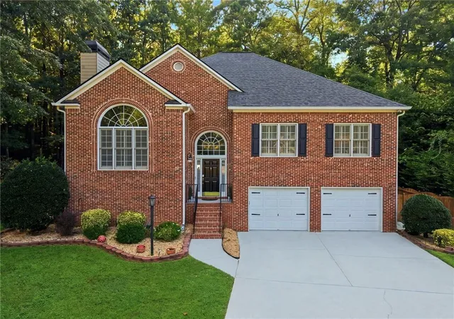 Photo 1 of Single family home for sale at 540 Battleview Dr, Smyrna, GA 30082 | MLS# 7830382 | Listing updated on 2026-09-17