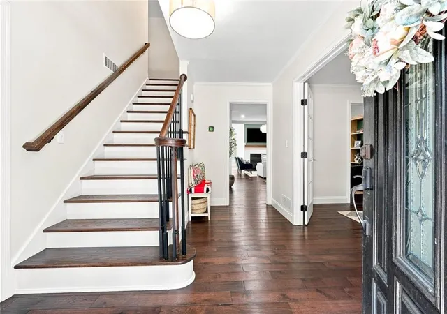 Photo 2 of Single family home for sale at 4978 Heatherdale Ln, Atlanta, GA 30360 | MLS# 7844122 | Listing updated on 2026-09-25