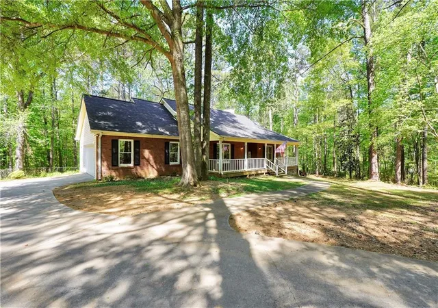 Photo 2 of Single family home for sale at 600 Turner Rd, Mcdonough, GA 30252 | MLS# 7830503 | Listing updated on 2026-09-02