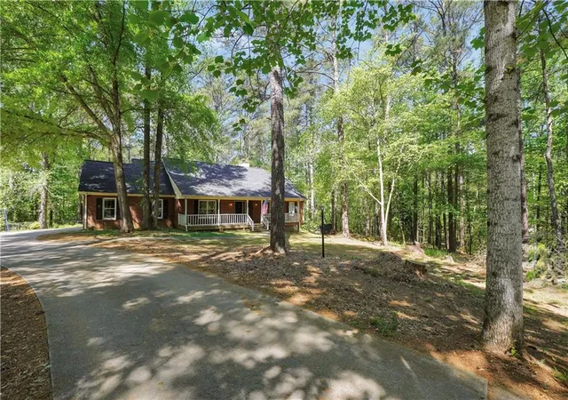 Photo 3 of Single family home for sale at 600 Turner Rd, Mcdonough, GA 30252 | MLS# 7830503 | Listing updated on 2026-09-02