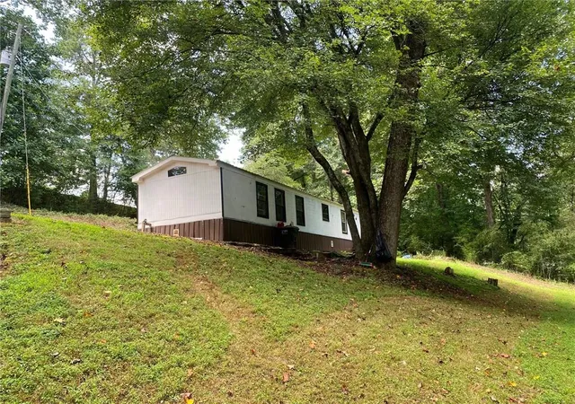 Photo 1 of Sale Pending at 5620 Betty Ln, Dawsonville, GA 30534 | MLS# 7838270 | Listing updated on 2026-10-20