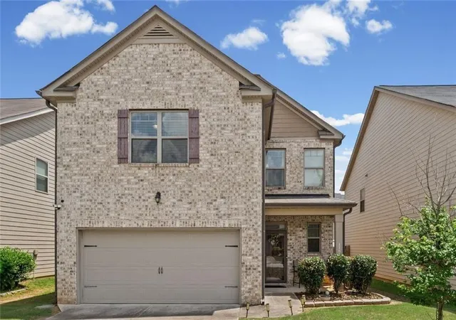 Photo 2 of Sale Pending at 11852 Lovejoy Xing Blvd, Lovejoy, GA 30228 | MLS# 7847274 | Listing updated on 2026-10-12