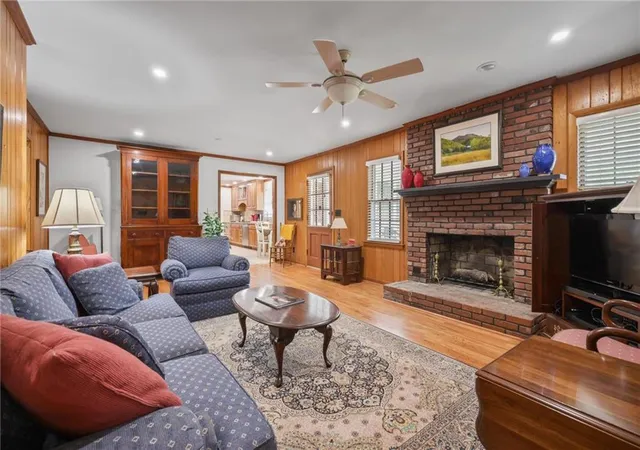 Photo 4 of Single family home for sale at 479 Banks St SW, Marietta, GA 30064 | MLS# 7841537 | Listing updated on 2026-10-05