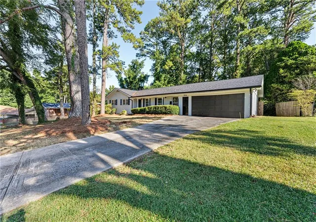 Photo 2 of Single family home for sale at 3954 Artist View, Decatur, GA 30034 | MLS# 7835535 | Listing updated on 2026-09-12
