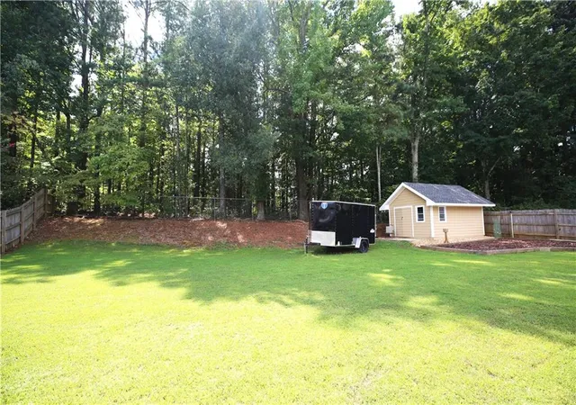 Photo 3 of Sale Pending at 3458 English Oaks Dr NW, Kennesaw, GA 30144 | MLS# 7831991 | Listing updated on 2026-10-05