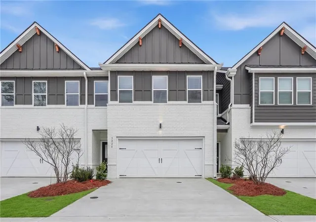 Townhouse for sale at 3228 Winding Waters Way, Powder Springs, GA 30127 | MLS# 7830571