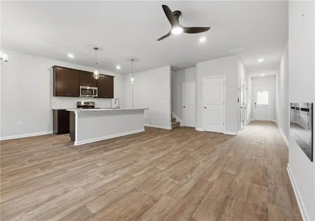 Photo 4 of Townhouse for sale at 3228 Winding Waters Way, Powder Springs, GA 30127 | MLS# 7830571 | Listing updated on 2026-09-19