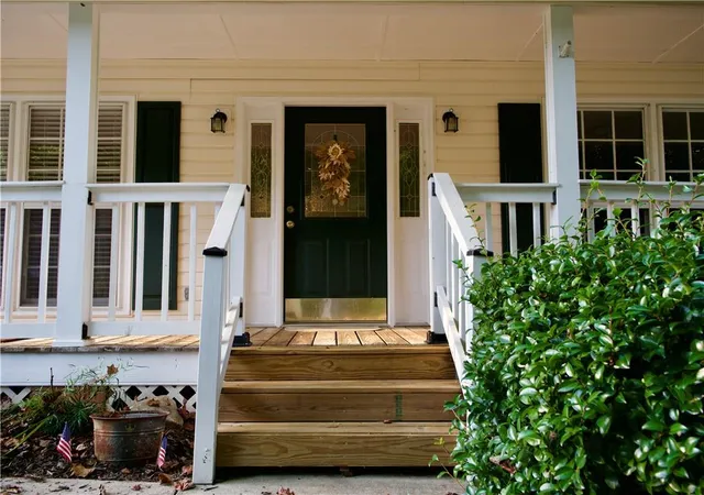 Photo 3 of Single family home for sale at 4277 Green Valley Dr, Gainesville, GA 30506 | MLS# 7827324 | Listing updated on 2026-10-09