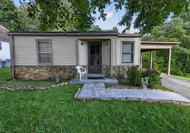 Photo 1 of Single family home for sale at 959 Hillcrest Dr, Mc Caysville, GA 30555 | MLS# 7833956 | Listing updated on 2026-09-08