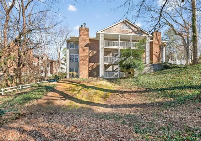 Photo 1 of Condo for sale at 201 Barrington Hills Dr, Sandy Springs, GA 30350 | MLS# 7836637 | Listing updated on 2026-10-28