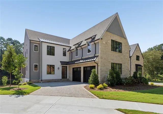 Photo 1 of Single family home for sale at 140 Lake Ests Dr, Roswell, GA 30075 | MLS# 7831639 | Listing updated on 2026-09-18