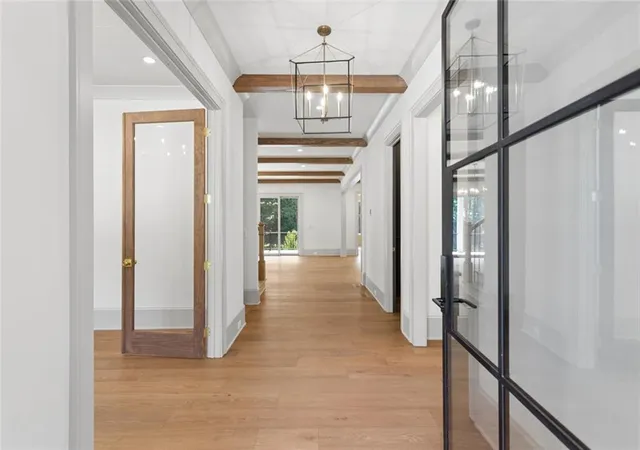 Photo 3 of Single family home for sale at 140 Lake Ests Dr, Roswell, GA 30075 | MLS# 7831639 | Listing updated on 2026-09-18
