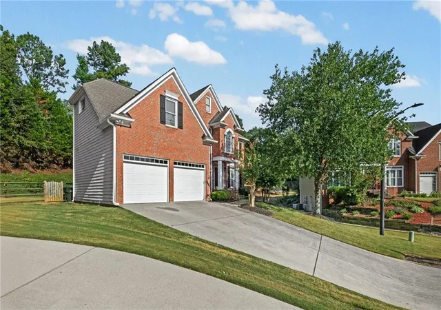 Photo 3 of Sale Pending at 3524 Bonaire Blf, Marietta, GA 30066 | MLS# 7833591 | Listing updated on 2026-10-12