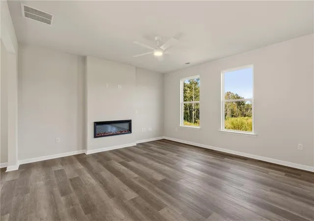 Photo 4 of Single family home for sale at 8134 Pine Ridge Rd, Fairburn, GA 30213 | MLS# 7833225 | Listing updated on 2026-10-29