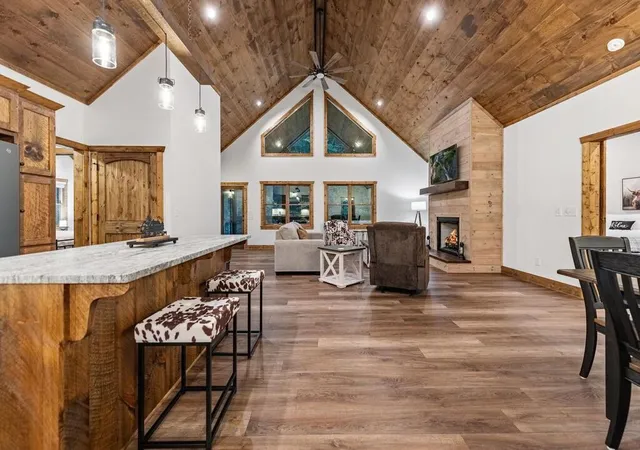 Photo 2 of Single family home for sale at 235 W Conasauga Crk, Ellijay, GA 30540 | MLS# 7831623 | Listing updated on 2026-09-03
