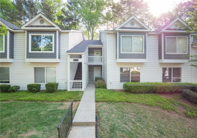 Condo for sale at 43 Arbor End SE, Smyrna, GA 30080 | MLS# 7828896