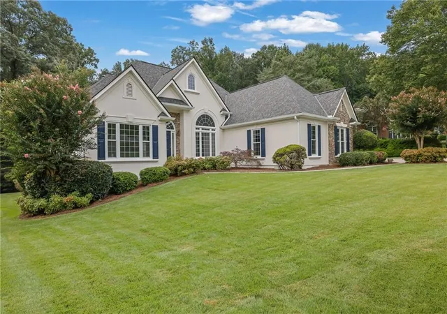 Photo 2 of Sale Pending at 3579 Silver Fox Path, Buford, GA 30519 | MLS# 7825999 | Listing updated on 2026-09-11