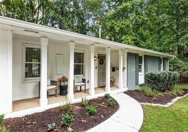 Photo 1 of Single family home for sale at 109 Juniper St, Roswell, GA 30075 | MLS# 7839915 | Listing updated on 2026-09-30