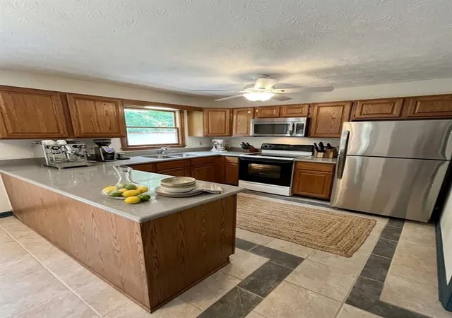 Photo 4 of Single family home for sale at 1825 Fair Oaks Pl, Decatur, GA 30033 | MLS# 7833245 | Listing updated on 2026-09-15