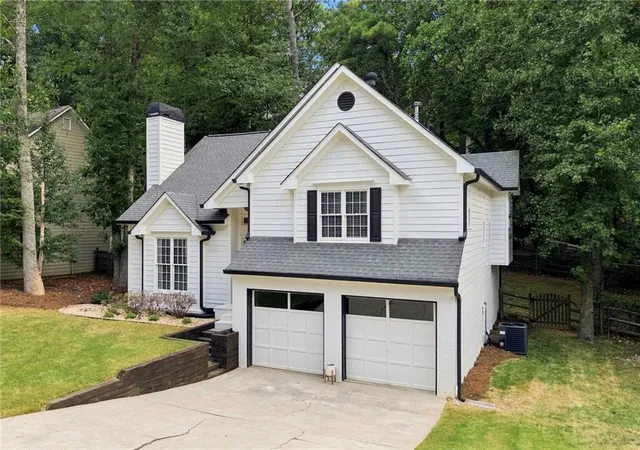 Photo 2 of Sale Pending at 657 Wedgewood Dr, Woodstock, GA 30189 | MLS# 7833605 | Listing updated on 2026-10-07